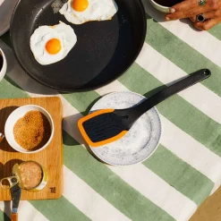 Redskaper>FISKARS Functional Form Stekespade