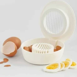 Redskaper>FISKARS Functional Form Eggedeler