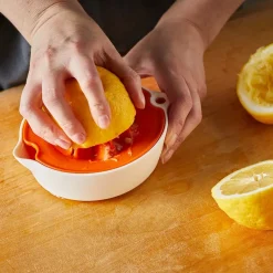 Redskaper>FISKARS Functional Form Juice Presser