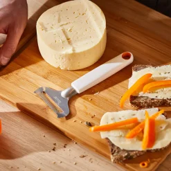 Redskaper>FISKARS Functional Form Ostehøvel