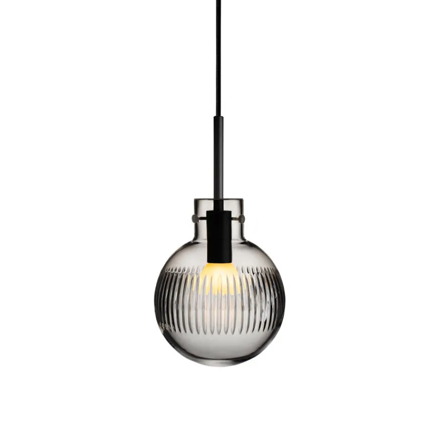 Taklamper|Lamper Fra Hadeland Glassverk>HADELAND GLASSVERK Krystallkule Taklampe Skjær Røkgrå