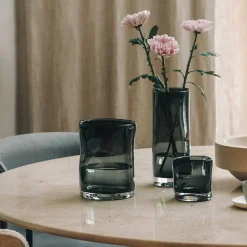 Dekor|Vaser>HADELAND GLASSVERK Sine Vase 29,5x11cm Røkgrå