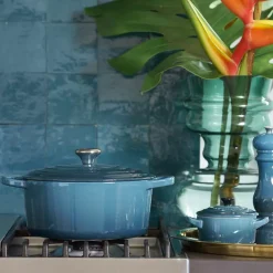Støpejern>LE CREUSET Støpejernsgryte 4,2L/24cm Deep Teal