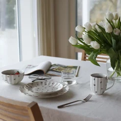 Tallerkener|Asjetter>NOVA Lilly Asjett m/Blomster og Gullkant 21cm Hvit