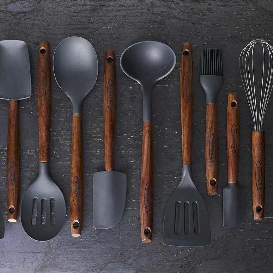 Redskaper>SCANPAN Serveringsskje m/Riller 31cm Karbonisert Ask