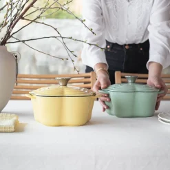 Støpejern>SEASONS Easter Collection Støpejernsgryte Blomst 1.9L 30cm Gul